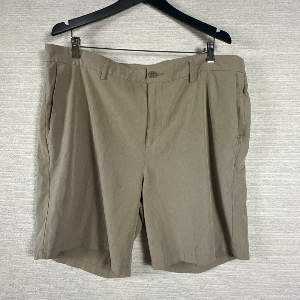 Old Navy Mens Tan Khaki Athletic Shorts Size 40 Active Dri Fit Stretch Resort